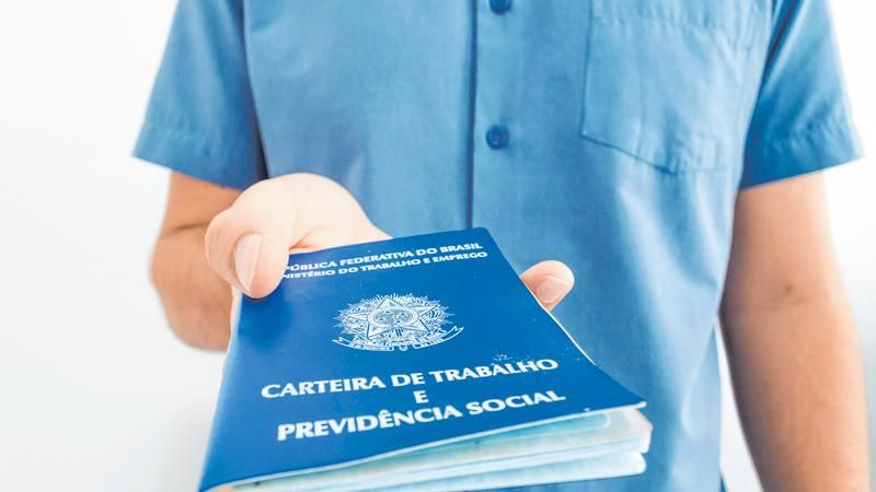 Governo aprova novo programa de redução de jornada em 2021